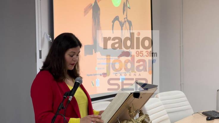 El Ayuntamiento de Jódar anticipa la celebración del Día del Libro con la lectura del Quijote y la presentación del último libro de Ana Moreno