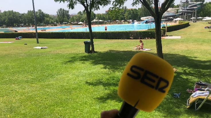 La Cadena SER de La Rioja se tira a la piscina