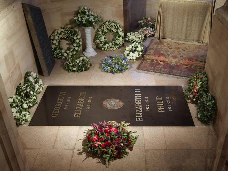 Lápida de Isabel II
