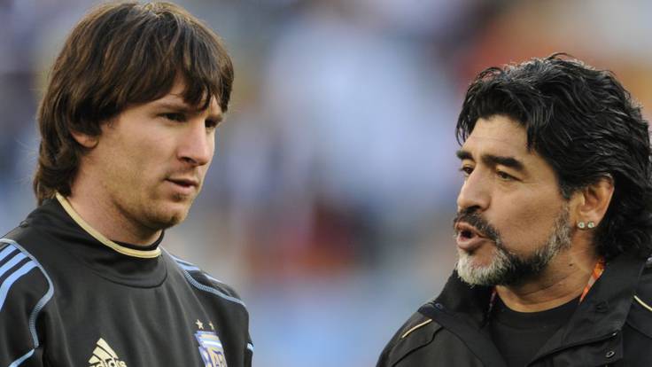 Diego Maradona: &quot;Messi se acerca a mi padre pero no se puede comparar a terrestres con extraterrestres&quot;