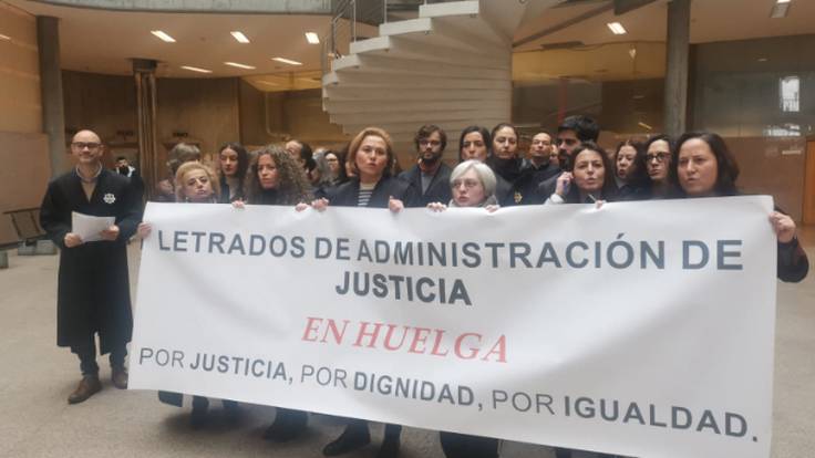 Francisco Rabuñal: &quot;La huelga de letrados provoca más retrasos en una justicia que nunca ha ido bien&quot;