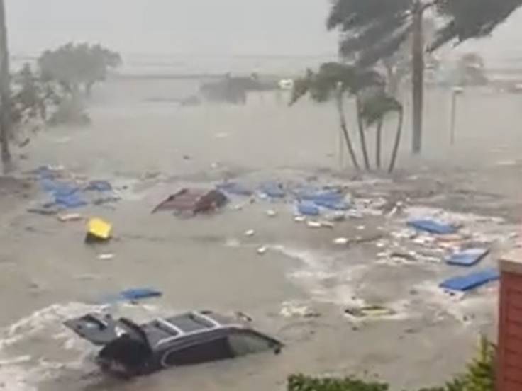 Calles inundadas, casas destruidas y fuerte oleaje: el huracán Ian ya  arrasa Florida | Actualidad | Cadena SER