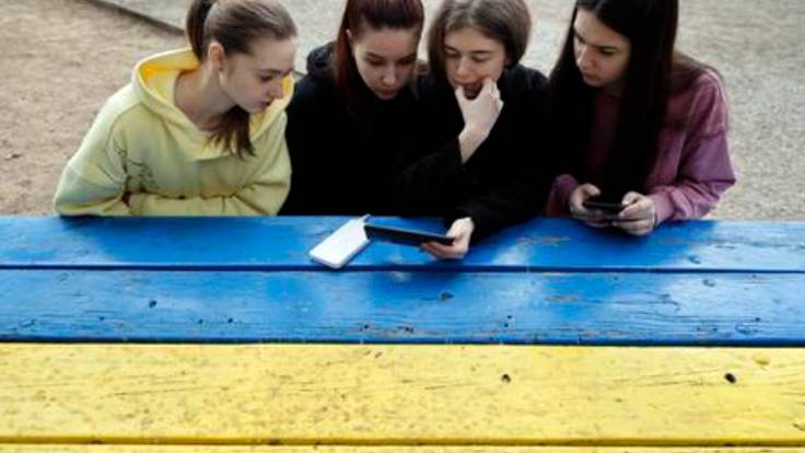 ¿Cómo están explicando la guerra entre Rusia y Ucrania a los estudiantes de bachillerato?