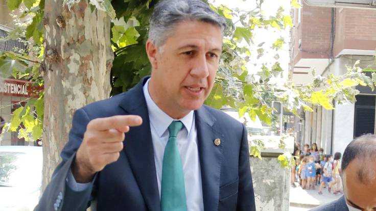 ENTREVISTA Xavier García Albiol (alcalde Badalona): &quot;Torra es va tirar tres mesos donant la matraca que volia les competències sobre la pandèmia i a l&#039;hora de la veritat la reacció està sent igual o pitjor que la del Govern d&#039;Espanya&quot;