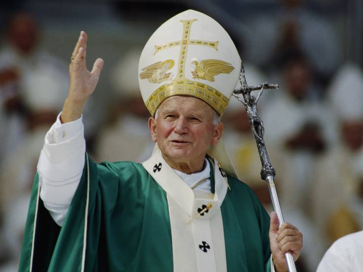 Una investigación polaca muestra evidencias de que Juan Pablo II ocultó y protegió a curas pedófilos | Actualidad | Cadena SER