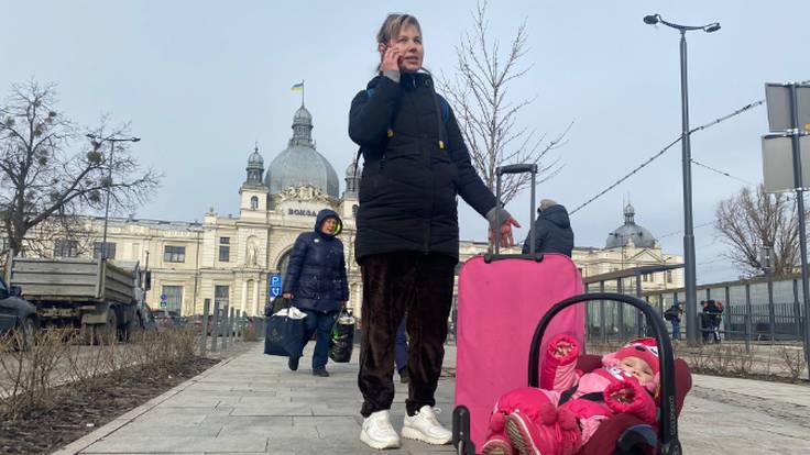 El primer viaje de la pequeña Sofía: una huida de Ucrania desde Lviv