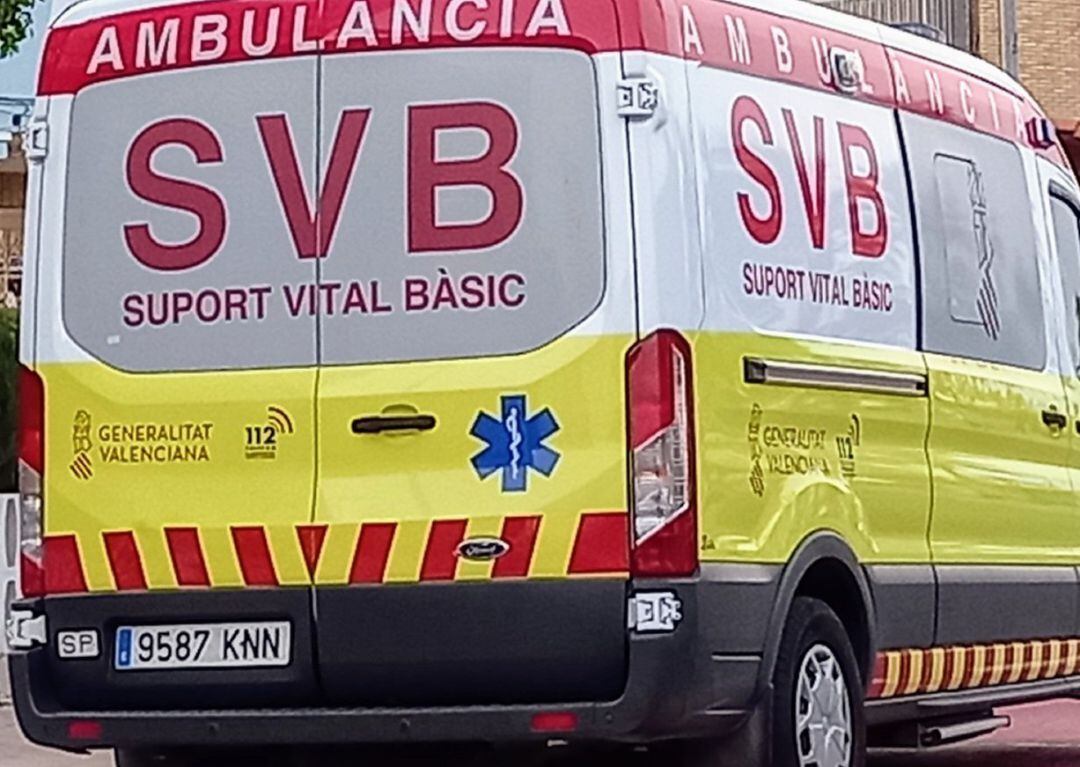 Novelda insiste en la solicitud de una ambulancia 24 horas | Actualidad |  Cadena SER