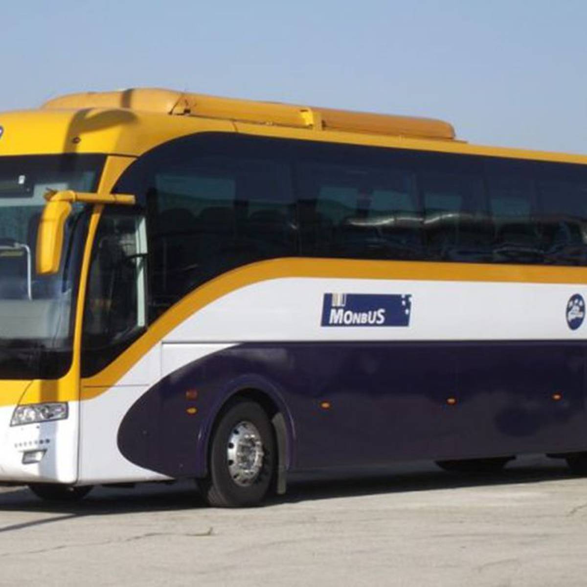 Quejas de los usuarios por el incumplimiento de horarios del servicio de autobuses en Barro