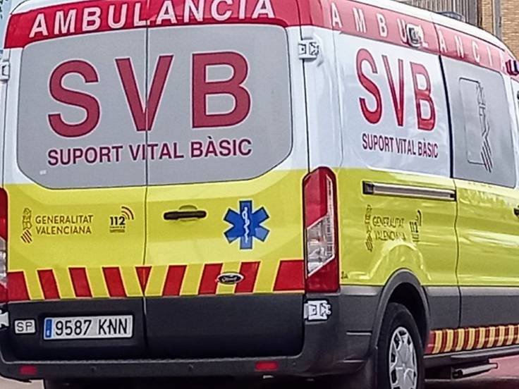 Novelda insiste en la solicitud de una ambulancia 24 horas | Actualidad |  Cadena SER