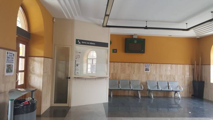 Rechazo al cierre de taquillas en las estaciones de tren de Tafalla, Alsasua y Castejón (03/01/2020)