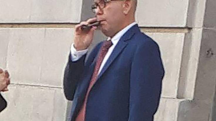 Un cigarrillo electrónico suspende el juicio contra Sito Miñanco