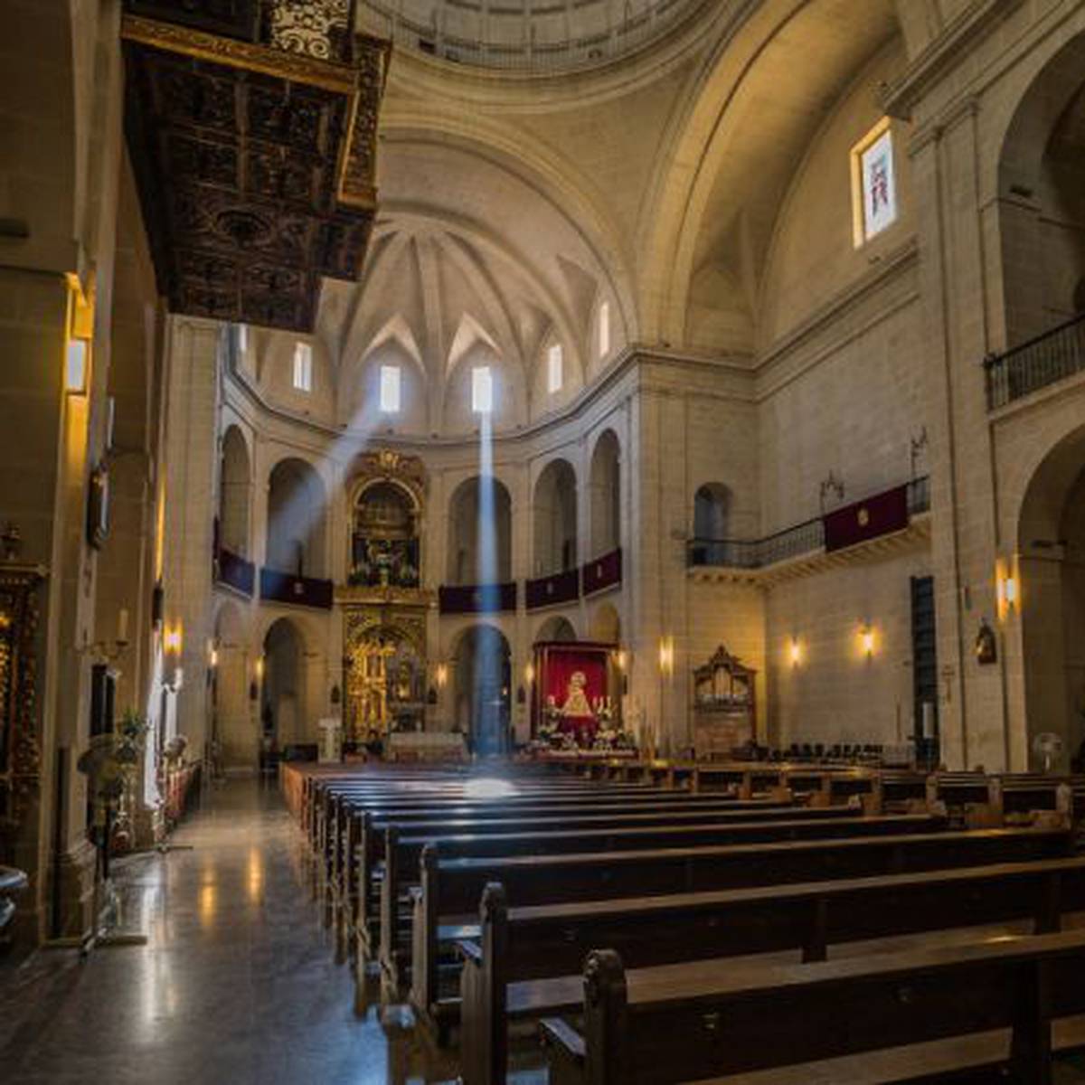 Alicante pierde  euros por el IBI que la Iglesia no tributa |  Actualidad | Cadena SER