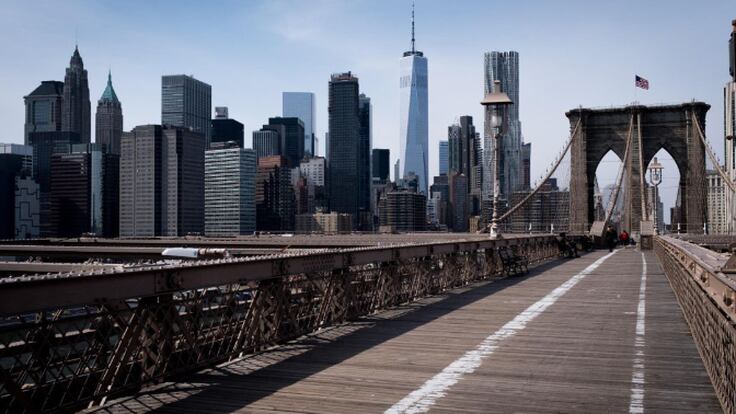 Academia de saberes inútiles | Lo firma un hombre pero lo hizo una mujer: la historia detrás del mítico Puente de Brooklyn