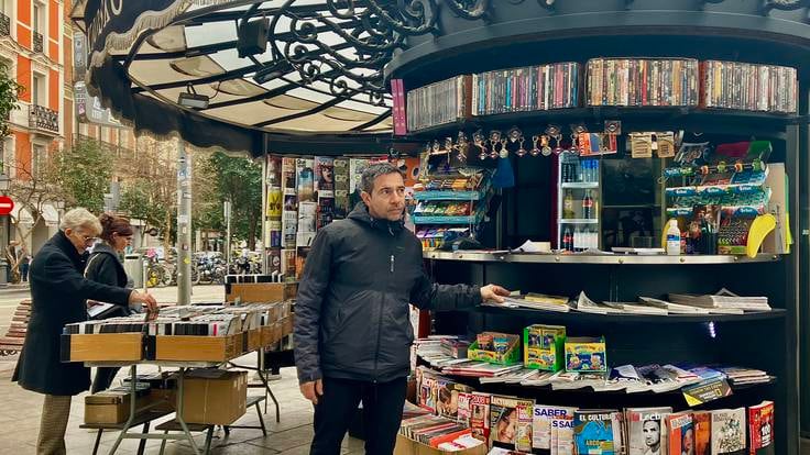 Los quioscos en España: de vender periódicos a vinilos