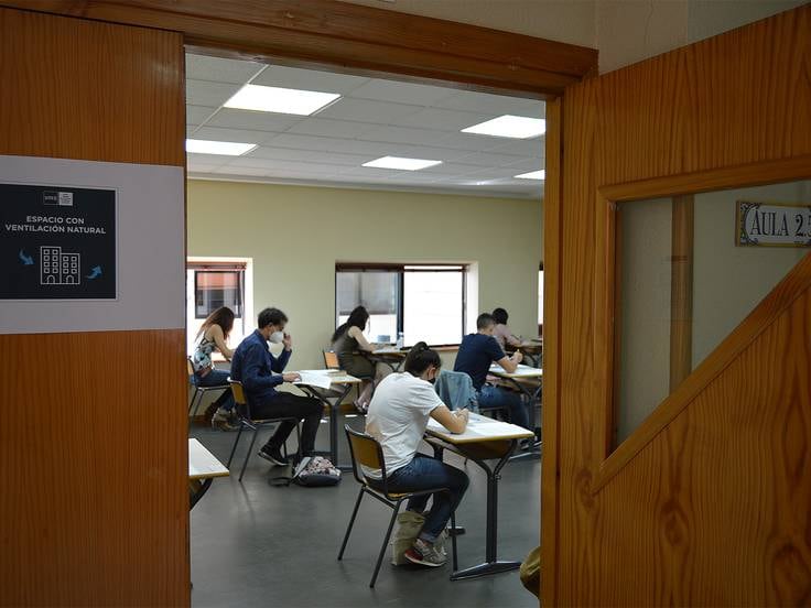 Menagerry Borde Digno Educación: Comienzan los exámenes finales de curso en la UNED de Talavera |  Actualidad | Cadena SER