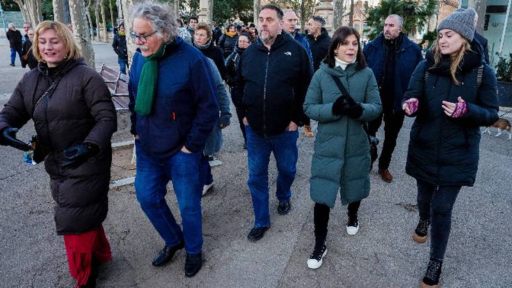 &quot;¡Fuera botiflers!&quot;: decenas de independentistas se encaran a Junqueras en la manifestación independentista en Barcelona