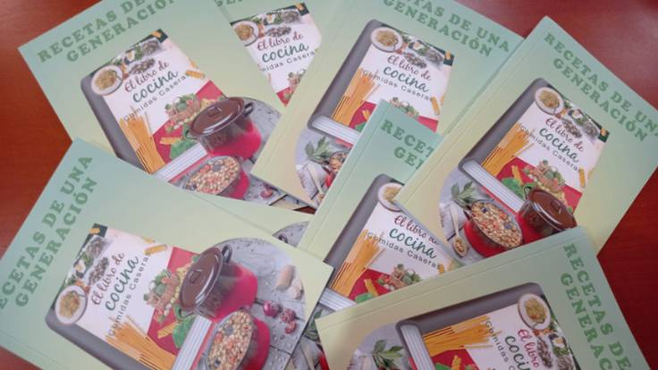 &#039;Recetas de una generación&#039;: un libro de cocina con recetas lorquinas
