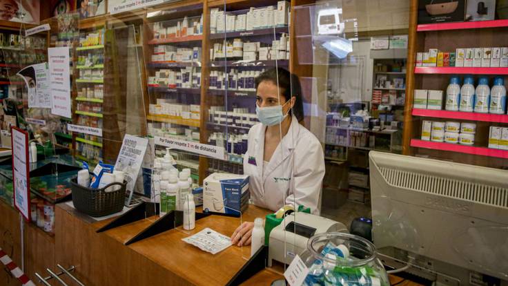 Los farmacéuticos quieren ser rastreadores, hacer test y vacunar de la gripe