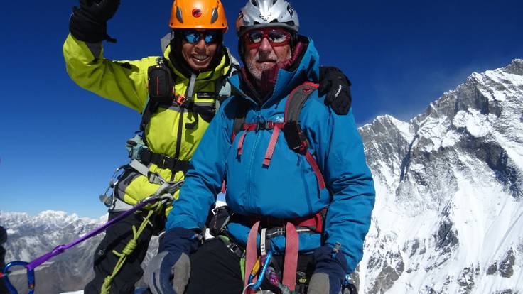 El montañero arandino Francisco Hergueta repasa en El Banquillo la reciente y exitosa expedición a la cima del Island Peak