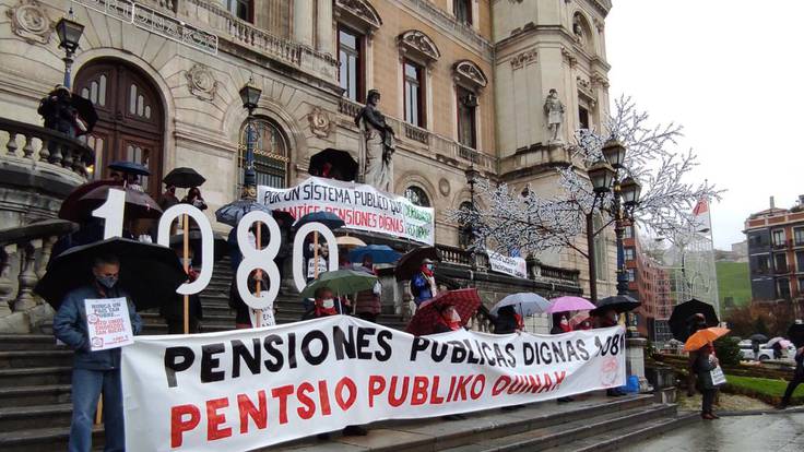 Los pensionistas vascos quieren la paga compensatoria además de la subida del 8&#039;5 %