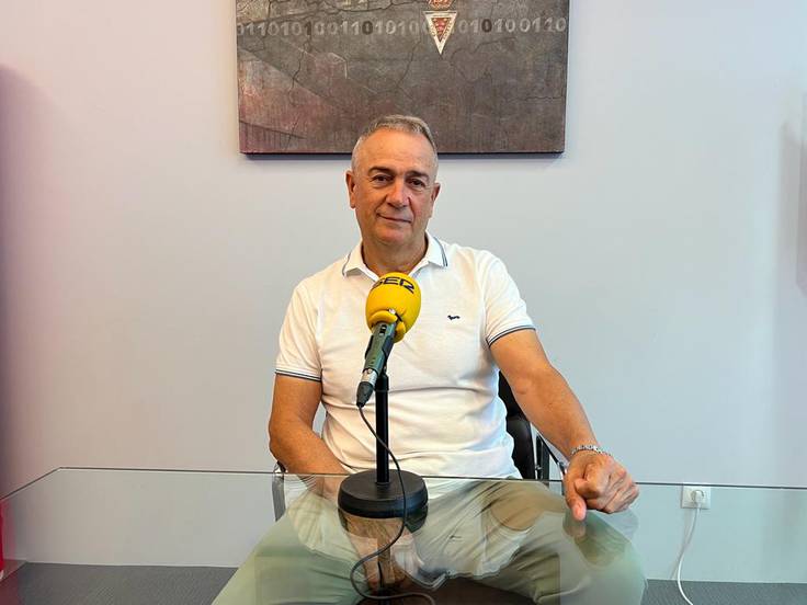 Felipe Moreno, presidente del Real Murcia, durante la entrevista a Radio Murcia Cadena SER