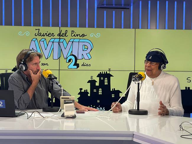 Chucho Valdés junto a Javier del Pino durante su entrevista en &#039;A vivir&#039; de la Cadena SER.