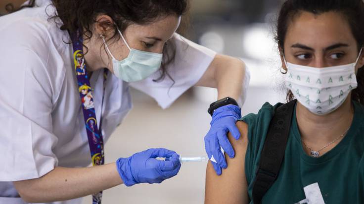 Inglaterra abandona todas las restricciones contra el coronavirus