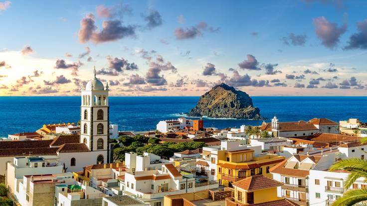 Desde el Imperio Prusiano hasta la Generación Alpha: El turismo alemán en Canarias