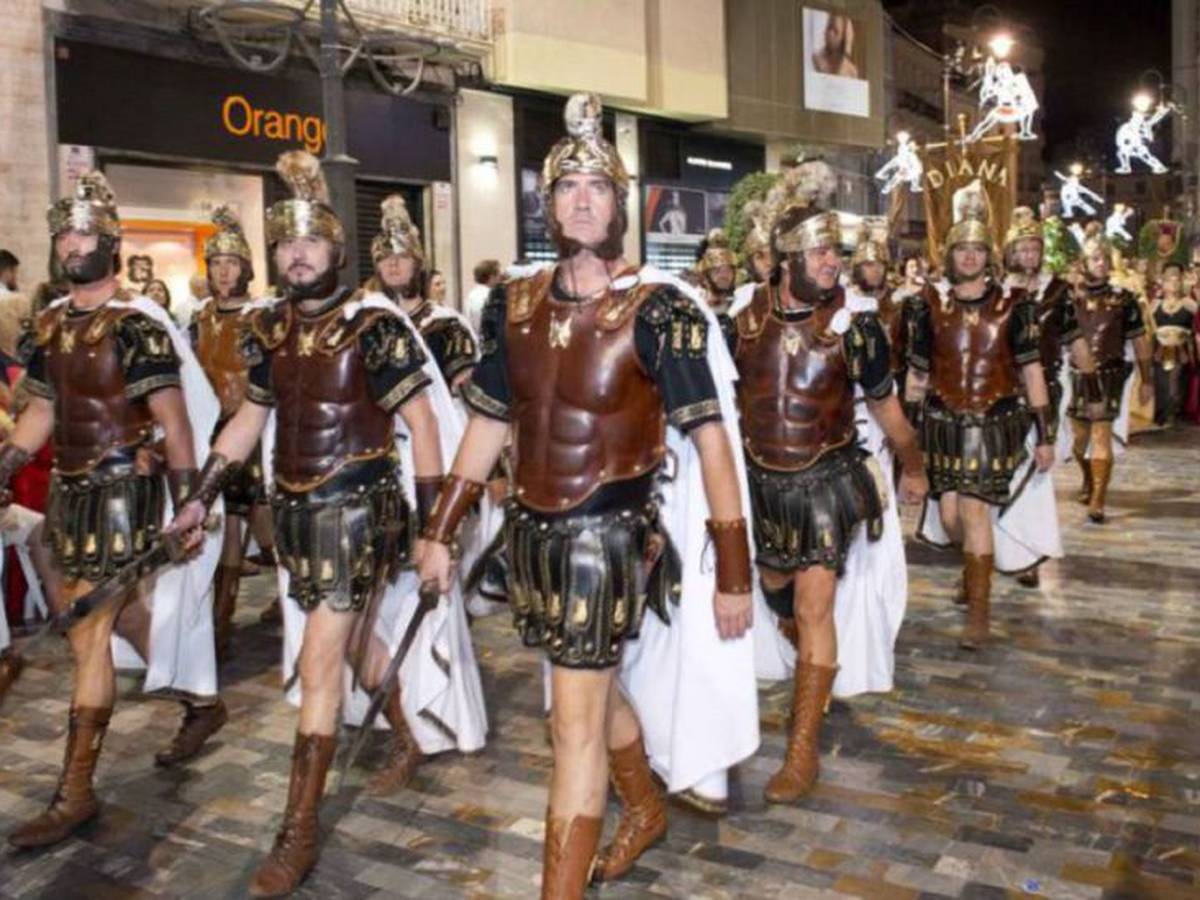 represa confiar Novedad La Federación de Carthagineses y Romanos ruega a los festeros que este año  no se vistan con sus trajes | Actualidad | Cadena SER