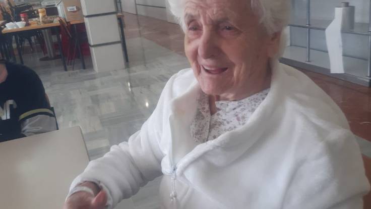 Paqui Sánchez, familiar de la rondeña de 107 años que ha superado el coronavirus, en Hoy por Hoy