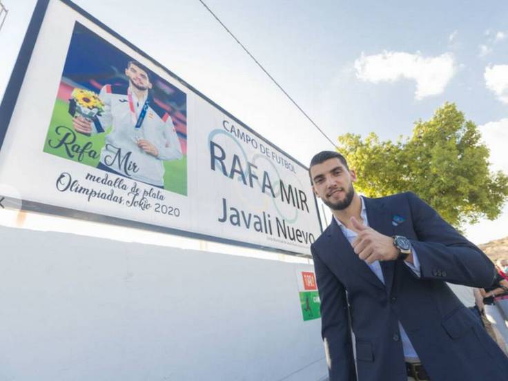 Campo de fútbol rafa mir