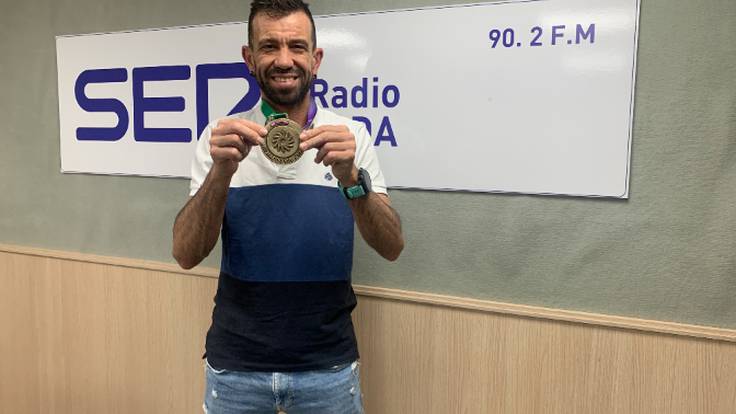 Juan Manuel González Valiente, medalla de bronce en el maratón de la Olimpiada para sordos celebrada en Brasil