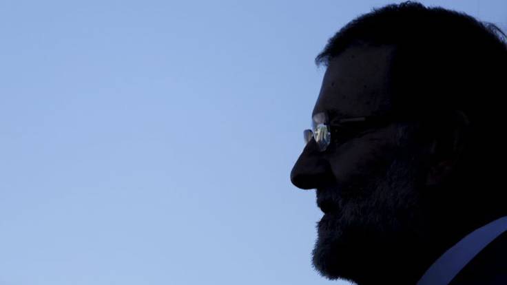 Todo por la radio | Rajoy promete dar la cara, bajar los impuestos y acabar con el paro...la próxima legislatura