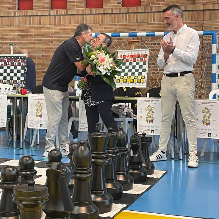 270 ajedrecistas rinden homenaje al profesor Emilio Rodríguez