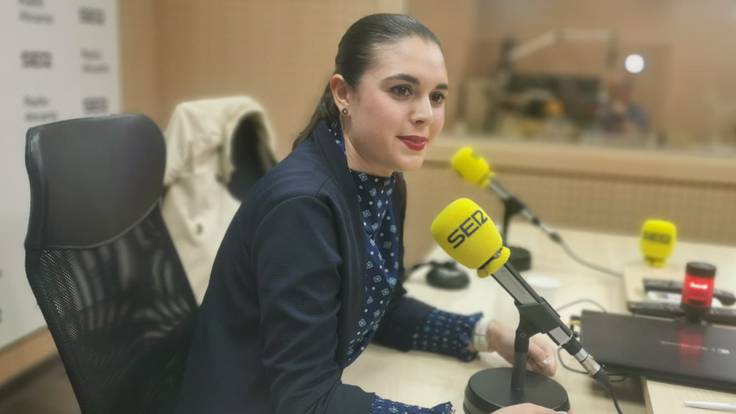Entrevista a Nayma Beldjilali, concejala de Cultura, en Hoy por Hoy Alicante sobre la Feria del Libro de Alicante