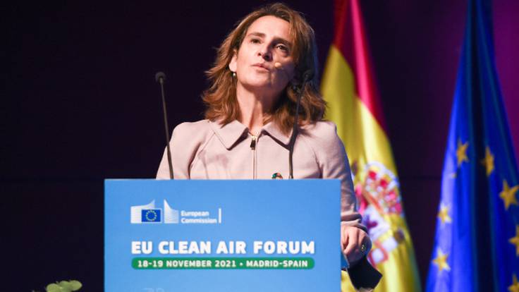 La Entrevista | Teresa Ribera: &quot;El Gobierno amaga con los tribunales si los ayuntamientos del PP no cumplen las obligaciones medioambientales&quot;