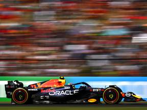 Nuevo triunfo de Verstappen en una carrera de Hamilton para el olvido