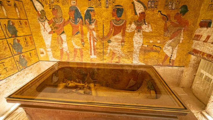 ¿Por qué Tutankamón es tan enigmático? &quot;Se persiguió y se borró el nombre de cualquier miembro de su familia&quot;