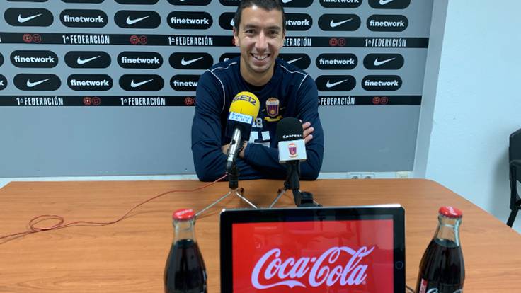 Pedro Capó, futbolista del Eldense, optimista de cara al partido contra la U. D.  Logroñés