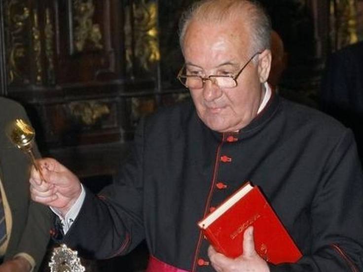 Fallece el sacerdote cuellarano Luis Senovilla Velasco