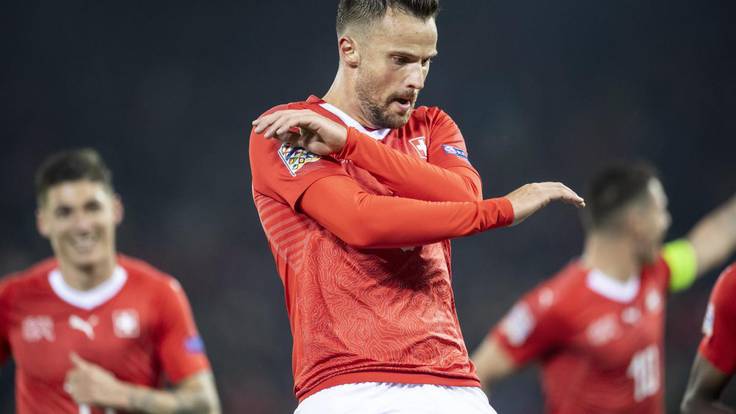 Seferovic celebra un gol con la selección suiza