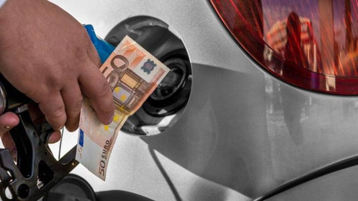 Los motivos por los que no debes echar carburante low cost a tu coche