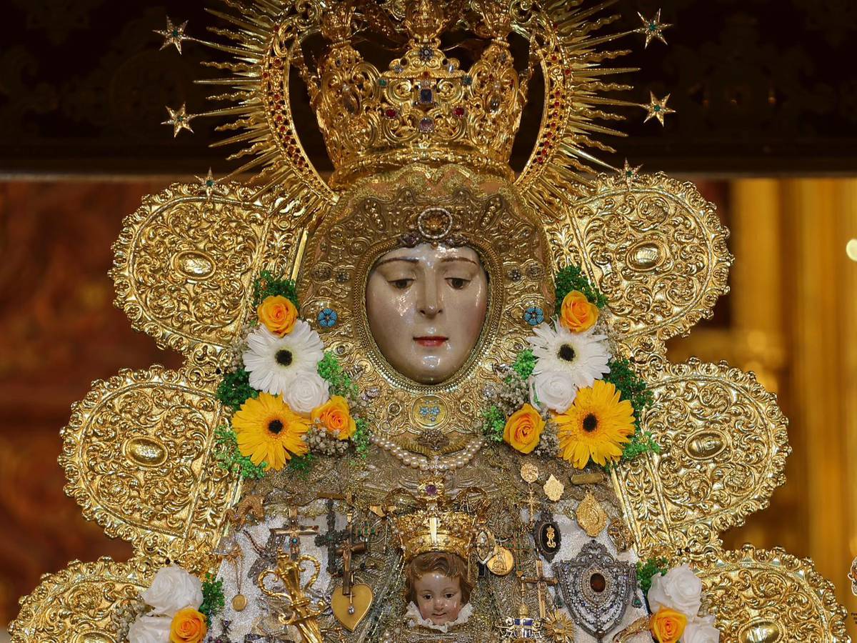 La Virgen del Rocío será retirada del culto el lunes 2 de octubre para  acometer su restauración conservativa, Actualidad