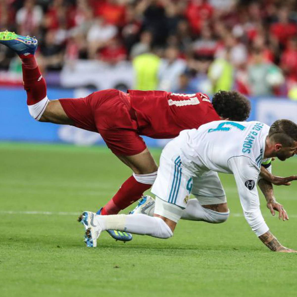Gárgaras Una buena amiga Ups Ramos aclara las dos polémicas: la lesión de Salah y la conmoción de Karius  | Deportes | Cadena SER