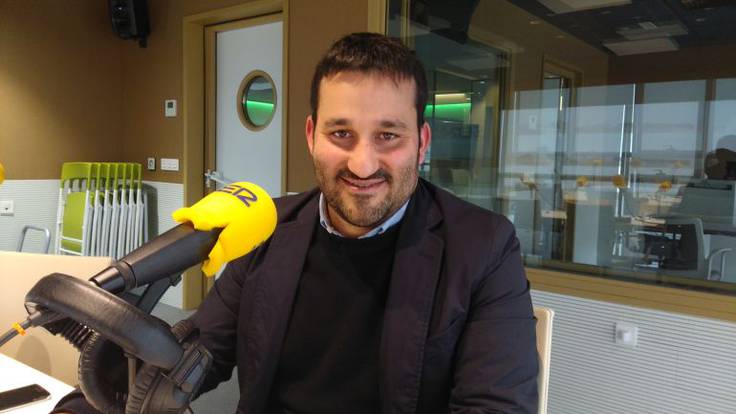 El conseller Marzà respon als oients a Radio Castelló
