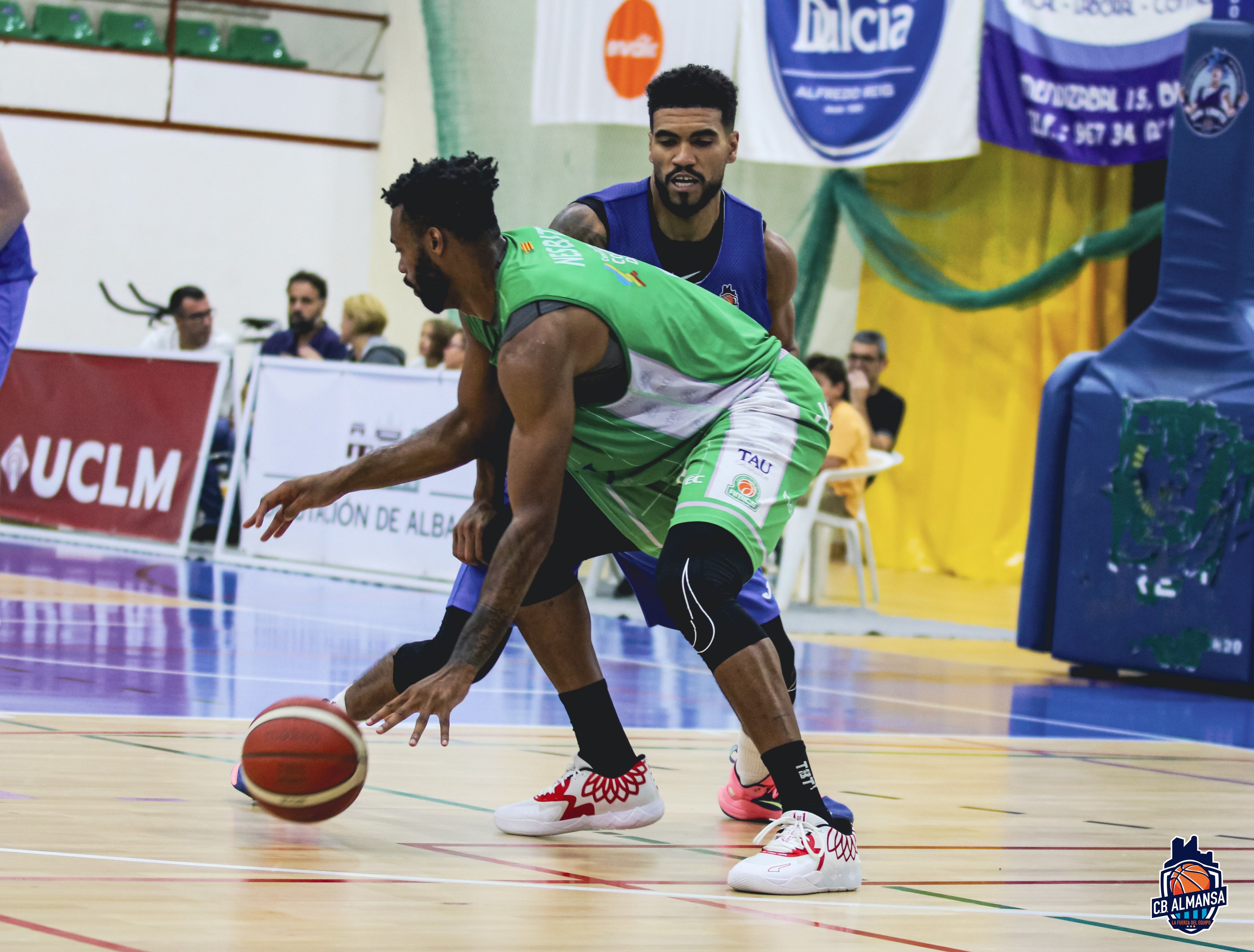 El TAU Castelló recibe al todopoderoso Morabanc Andorra en su primer  partido de liga | Deportes | Cadena SER