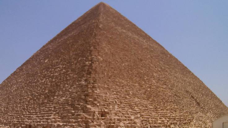 La pirámide blanca