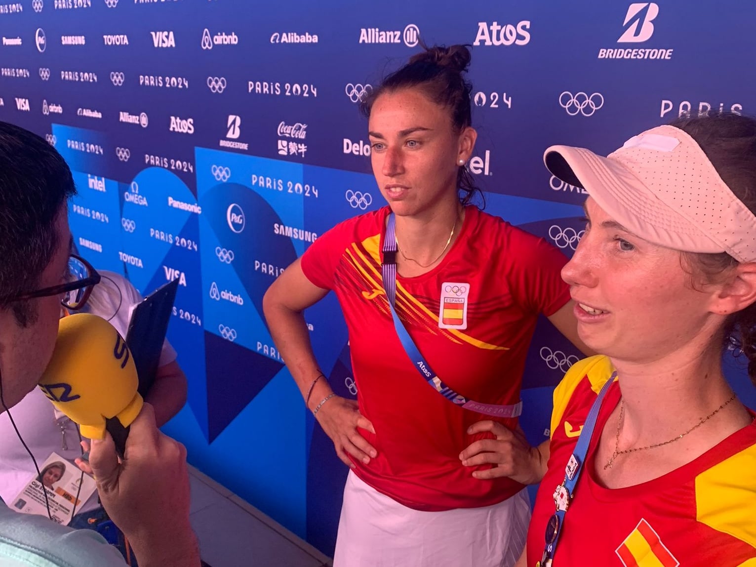 Sara Sorribes y Cristina Bucsa, tras ganar el bronce en dobles en 'Carrusel': "Era el sueño de toda una vida y es una barbaridad hacerlo en esta pista"