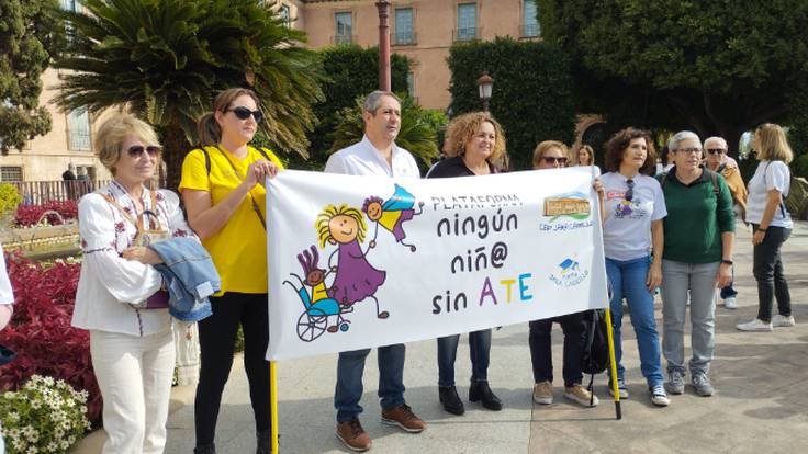 Mari Ángeles García, portavoz Plataforma ningún niño sin ATE, reivindica los derechos de los niños con necesidades educativas especiales