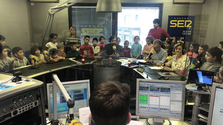 Celebramos el Día de la Radio con la visita del Colegio González de Lama (13/02/2020)